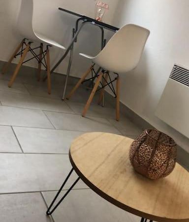 Studio Quartier Du Port Ницца Экстерьер фото